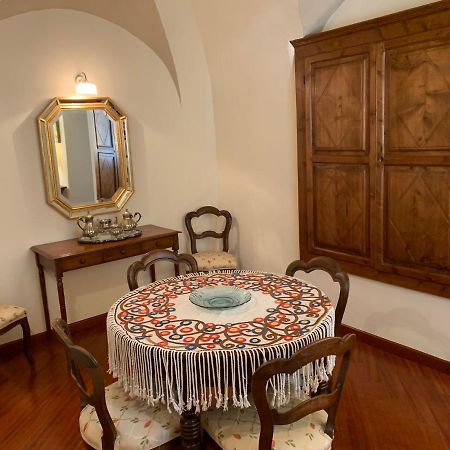 Appartement Casa Di Marzi à Aoste Extérieur photo