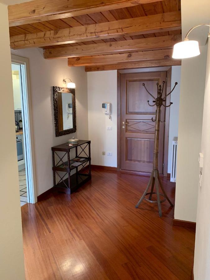 Appartement Casa Di Marzi à Aoste Extérieur photo